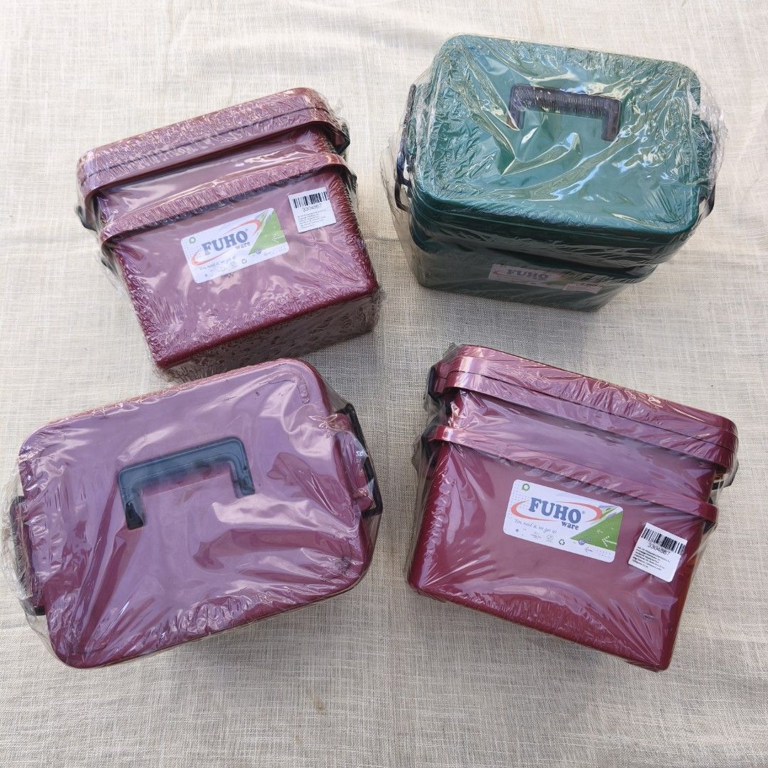 Storage Box Set (Category: Storage Boxes & Baskets) located in Paranaque City. Submitted by ghorl1210 (Listing ID 1450424664, Image 1). Description: ₱100 per set(2pcs. na laman isang set) 4pcs. available shop33 checkout lalamove loc. paranaque.