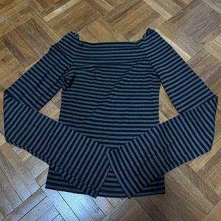 (Category: ) located in . Submitted by tr0uvailles (Listing ID 1450516431, Image 1). Description: .