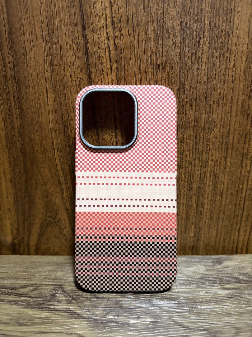 SUNSET ORANGE IPHONE 14 PRO MAGSAFE CASING (Category: Cases & Sleeves) located in Quezon City. Submitted by knowbuddy_00 (Listing ID 1450405263, Image 1). Description: Original price is ₱302, selling now for ₱200, last price is ₱180. .