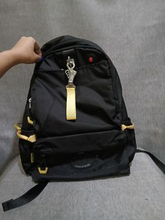 (Kategori: ) berada di . Dikirim oleh sellaboutique (ID iklan 1450361767, Gambar 1). Deskripsi: .