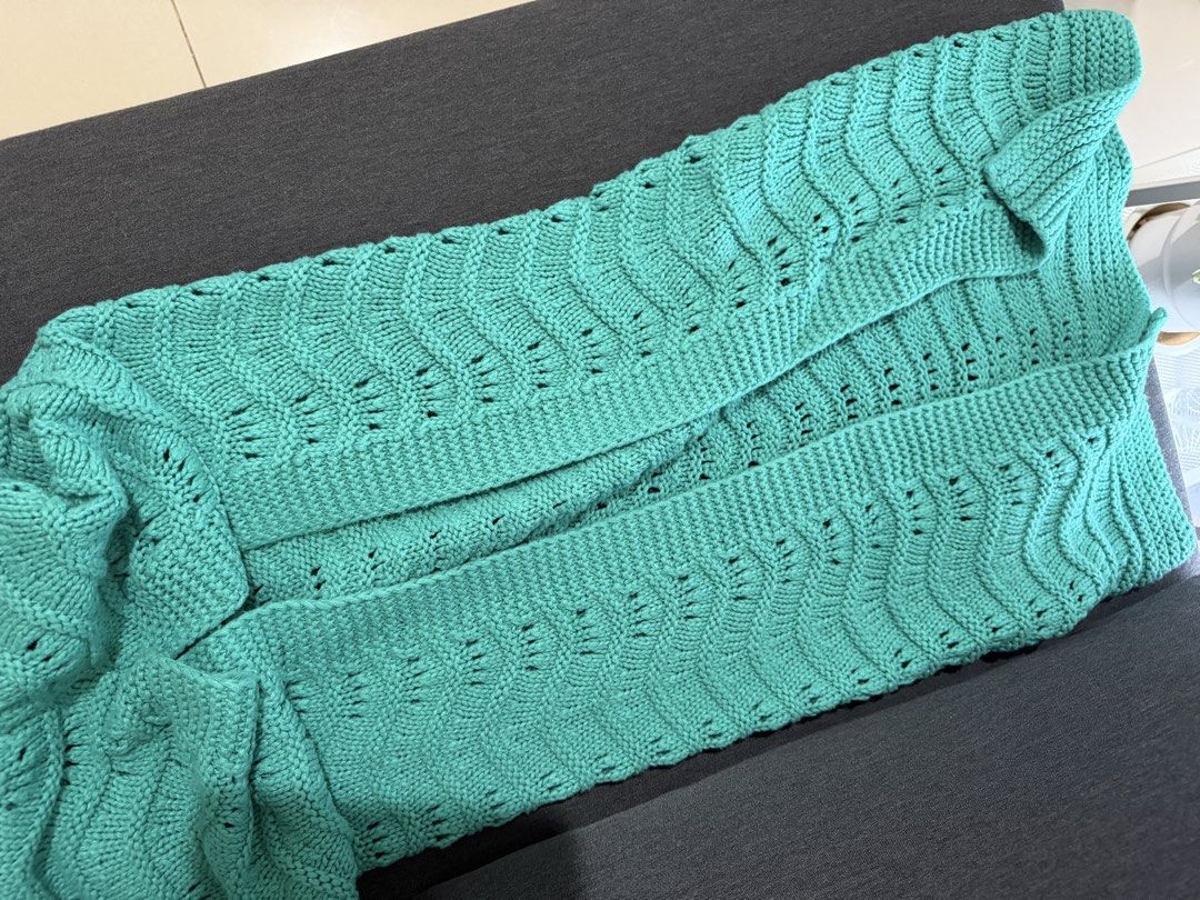 Teal Knitted Cozy Mermaid Throw Blanket (Category: Cushions & Throws) located in Taguig. Submitted by agirlwithluv (Listing ID 1450376171, Image 2). Description: - knitted - comfy - shipping c/o buyer.