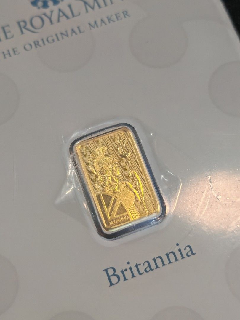 The Royal Mint Britannia Gold Bar (Category: Currency) located in Caloocan City. Submitted by mommyella22 (Listing ID 1450386643, Image 2). Description: - Authentic Royal Mint Britannia gold bar - Comes sealed in original packaging - Ideal for collectors and investors - Guaranteed genuine - Feel free to ask questions.