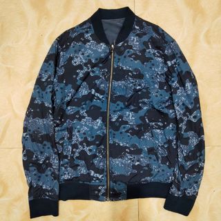 (Category: ) located in . Submitted by redz_collections (Listing ID 1447368068, Image 1). Description: .