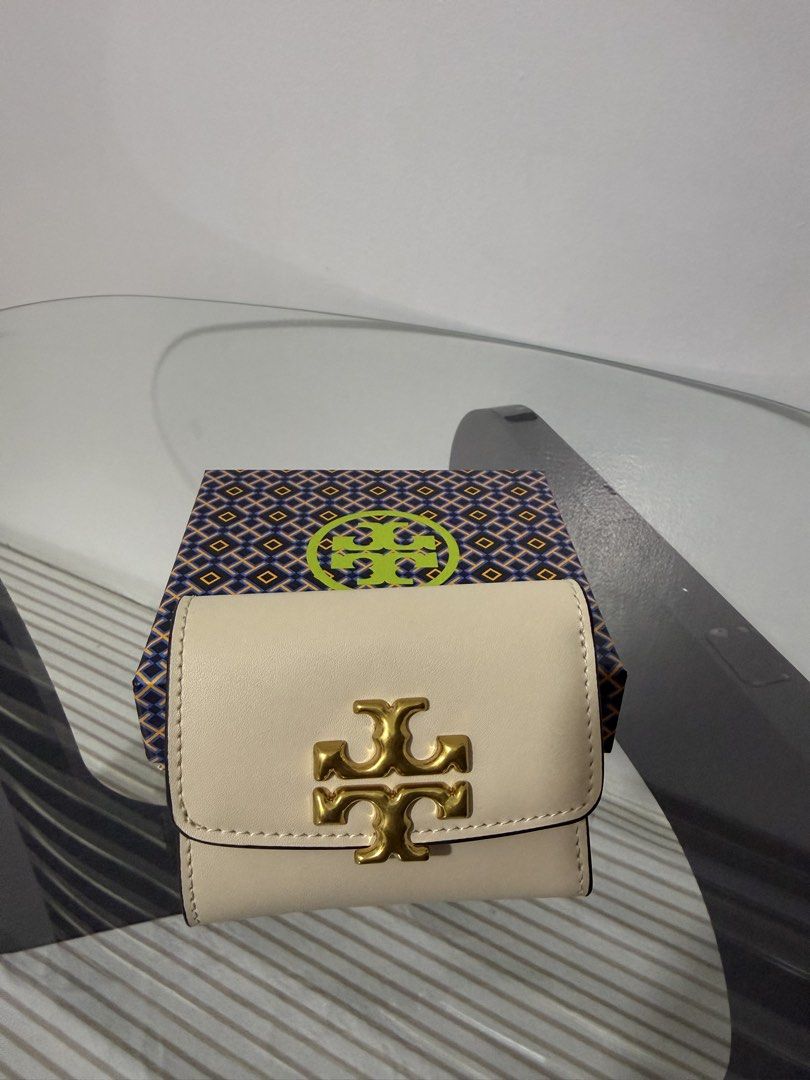 Tory burch eleanor small wallet (Category: Luxury Bags & Wallets) located in Cabuyao City. Submitted by baglover1111 (Listing ID 1450404295, Image 1). Description: Brand new Sale❌.