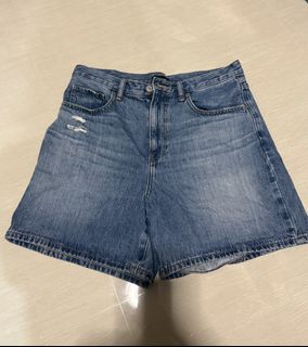 (Category: ) located in . Submitted by buyandcel_ (Listing ID 1450425033, Image 1). Description: .