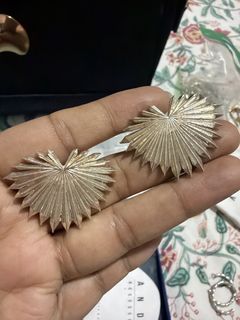 (Category: ) located in . Submitted by nehaagg (Listing ID 1450485476, Image 1). Description: .