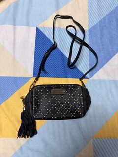 (Category: ) located in . Submitted by keyas.preloved (Listing ID 1450485752, Image 1). Description: .