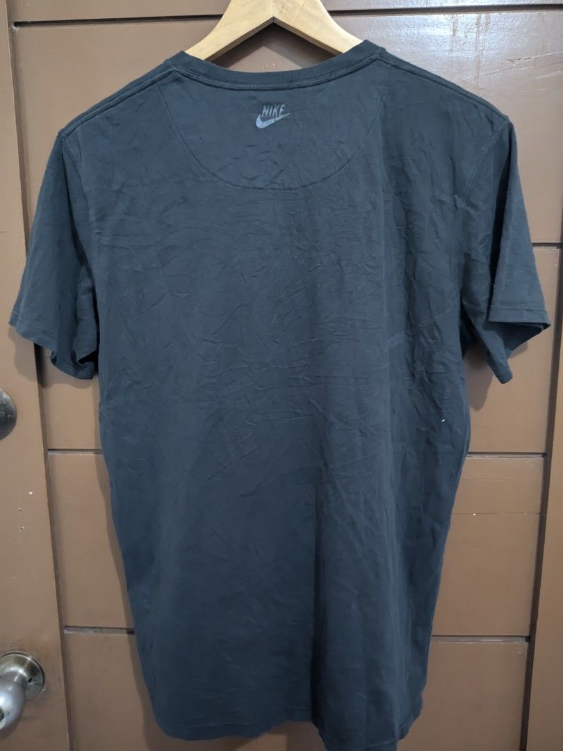 Vintage Nike vandals (Category: Tshirts & Polo Shirts ) located in Labo. Submitted by ronelryan (Listing ID 1450340765, Image 3). Description: Dimes 185/100a 20 x 27 - medium.