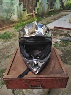(Kategori: ) berada di . Dikirim oleh helm_begituan (ID iklan 1450419723, Gambar 1). Deskripsi: .
