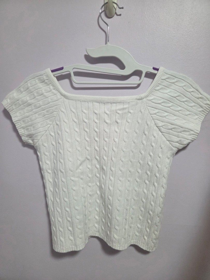 White cable knit square neck top S (Category: Shirts) located in Makati City. Submitted by mandy.stuff (Listing ID 1450446158, Image 1). Description: • Square neckline • Cap sleeves • Soft, stretchy knit fabric 350 + shipping fee.