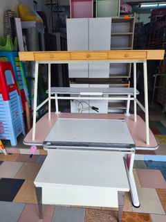 (Category: ) located in . Submitted by lazada.kim.huat.furniture (Listing ID 1450478324, Image 1). Description: .