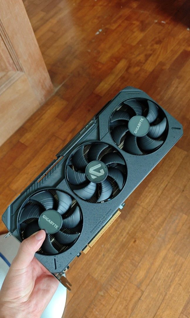 WTT/WTS Gigabyte Radeon 9070xt Gaming OC 16Gb
