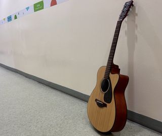 (Category: ) located in . Submitted by sg-rare-guitars-warehouse (Listing ID 1450341776, Image 1). Description: .