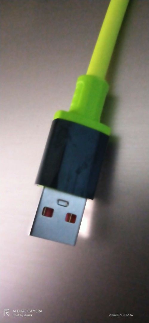 Yellow USB-A to USB-C Cable512715707112509442