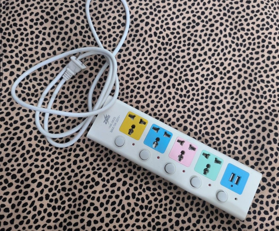 Zeus Multi-Function Socket Extension Outlet with 4 Power Socket and 2 USB Ports 1.8 Meters (Category: Electrical, Adaptors & Sockets) located in Makati City. Submitted by spicykimchi1238 (Listing ID 1450341433, Image 1). Description: Selling for ₱200.00 RFS: Bought a new one/Decluttering/Need funds Issue: The pink one is hard to use, it does work but something gets stuck when you try to plug it in you have to really get it in there to be able to 