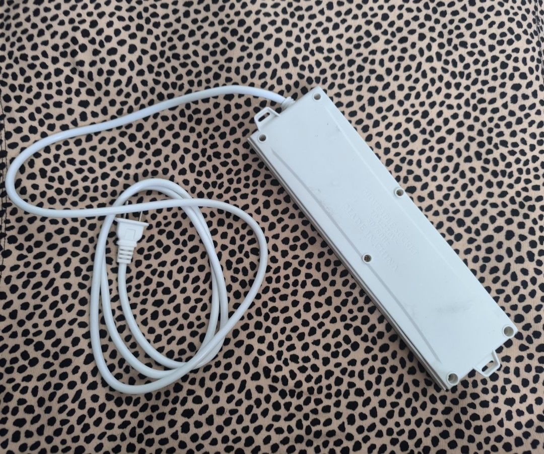 Zeus Multi-Function Socket Extension Outlet with 4 Power Socket and 2 USB Ports 1.8 Meters (Category: Electrical, Adaptors & Sockets) located in Makati City. Submitted by spicykimchi1238 (Listing ID 1450341433, Image 2). Description: Selling for ₱200.00 RFS: Bought a new one/Decluttering/Need funds Issue: The pink one is hard to use, it does work but something gets stuck when you try to plug it in you have to really get it in there to be able to 