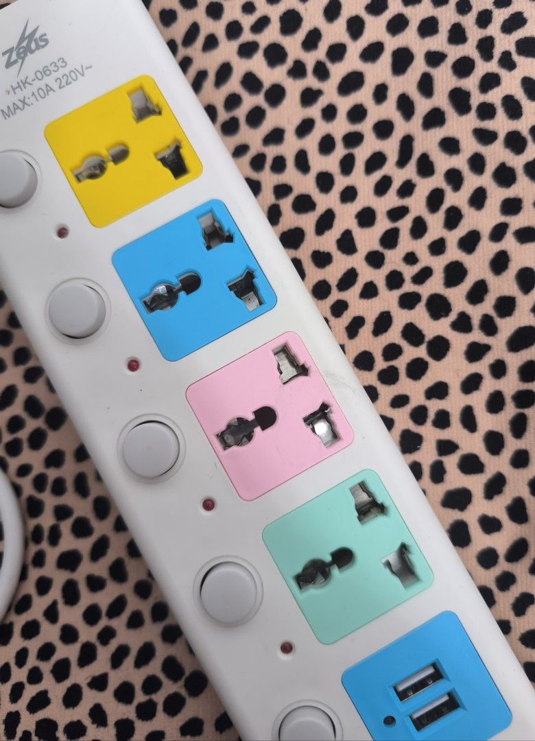 Zeus Multi-Function Socket Extension Outlet with 4 Power Socket and 2 USB Ports 1.8 Meters (Category: Electrical, Adaptors & Sockets) located in Makati City. Submitted by spicykimchi1238 (Listing ID 1450341433, Image 3). Description: Selling for ₱200.00 RFS: Bought a new one/Decluttering/Need funds Issue: The pink one is hard to use, it does work but something gets stuck when you try to plug it in you have to really get it in there to be able to 