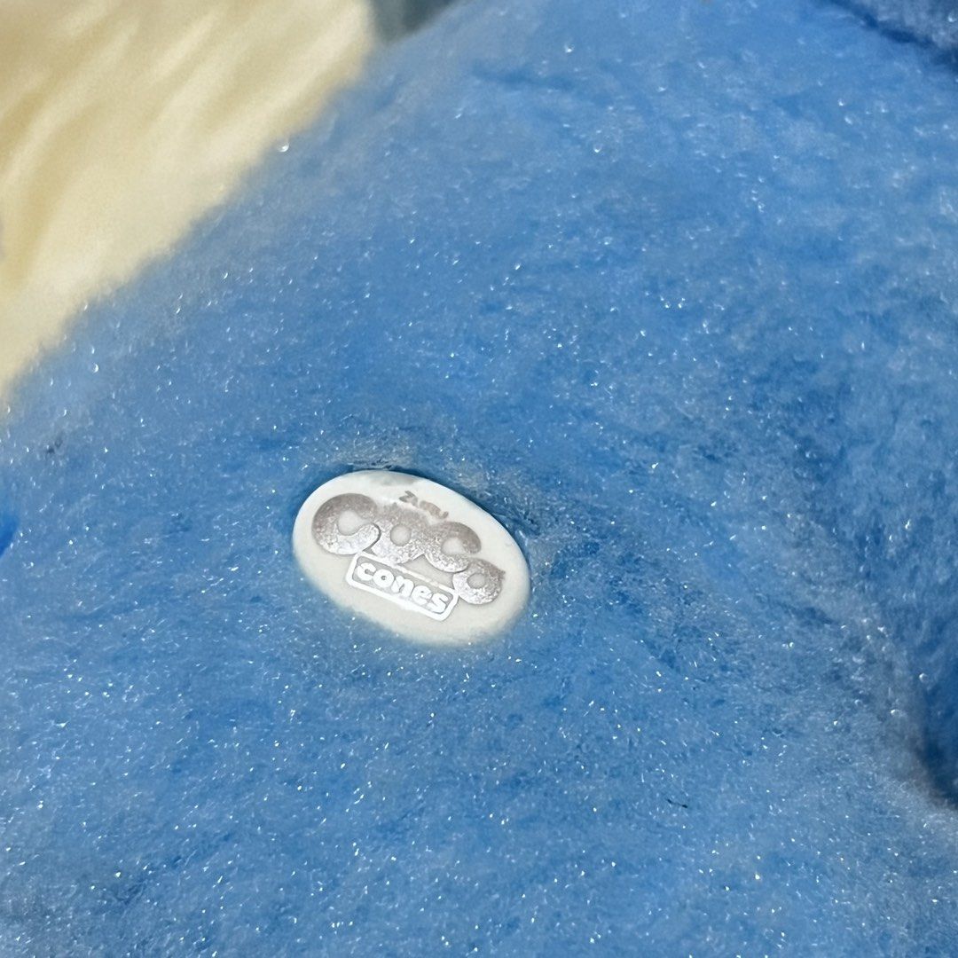 ZURU Coco Plush Cones Series 1 - Roxy The Cat (Category: Plushies & Soft Toys) located in Samal. Submitted by thatsodd (Listing ID 1450503424, Image 3). Description: .