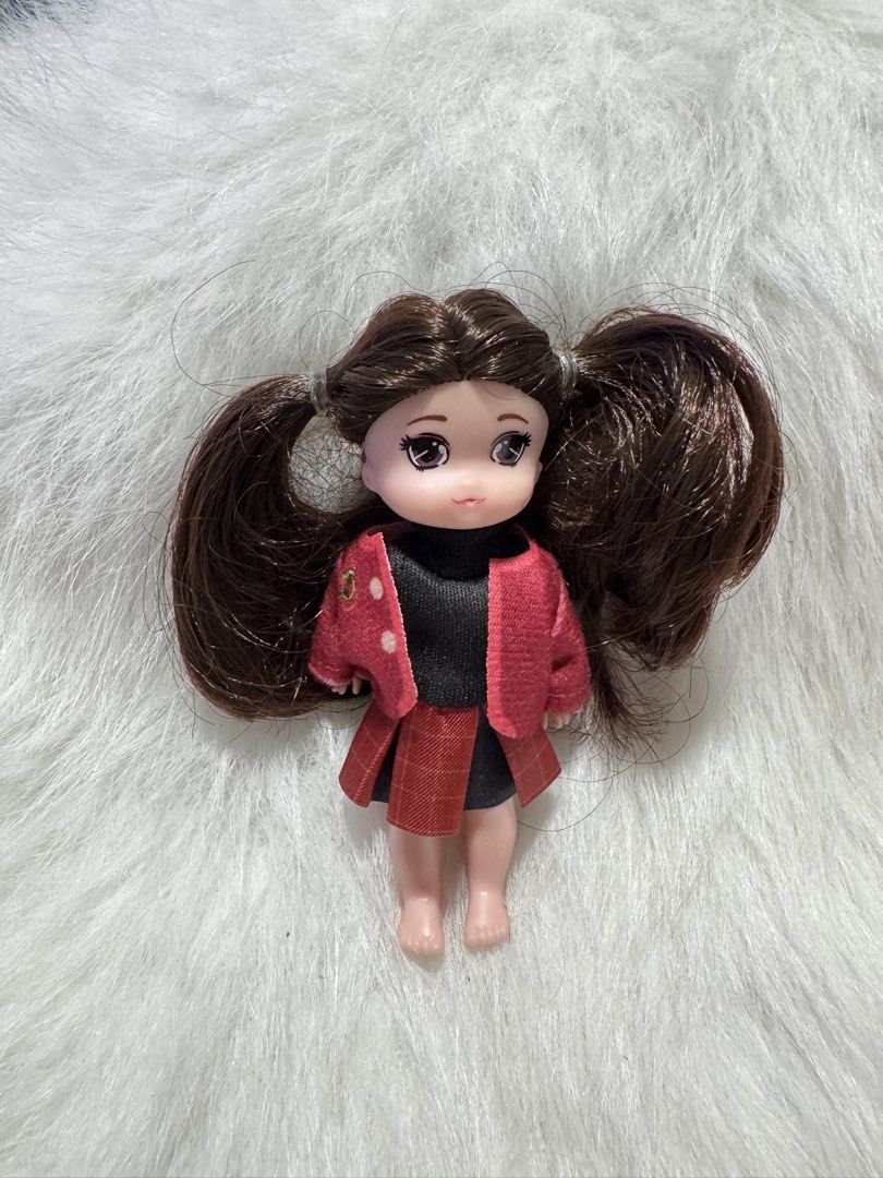 16cm mini "BJD" (Ball Jointed Doll) (Category: Figurines & Statues) located in Angeles City. Submitted by zyeplustradings (Listing ID 1450732487, Image 1). Description: 16cm mini “BJD” (Ball Jointed Doll) The doll features a detailed sweet face, 3D eyes, and 13 movable joints for posing..