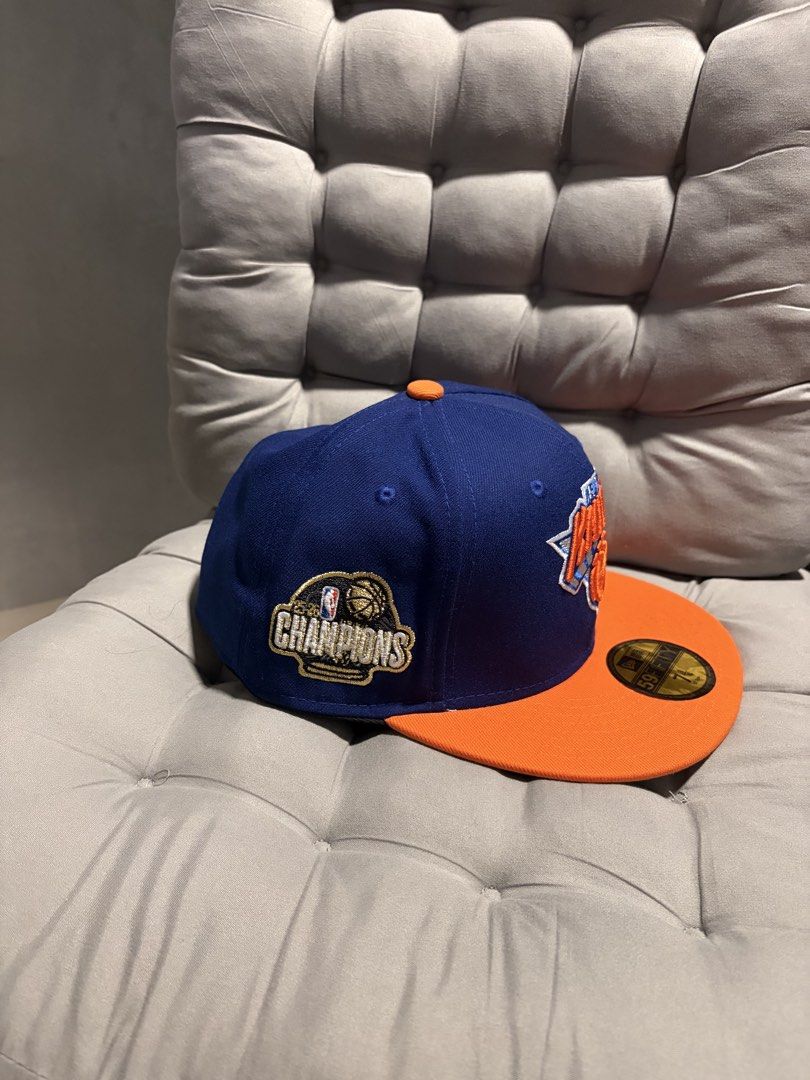 2 TONE NY KNICKS CHAMP2026 NE FITTED HAT (Category: Caps & Hats) located in Imus. Submitted by stlogalleryph (Listing ID 1450670371, Image 2). Description: AVAILABLE SZS: 7 , 7 1/8 , 7 1/4 , 7 3/8 , 7 1/2 , 7 5/8 OEM.