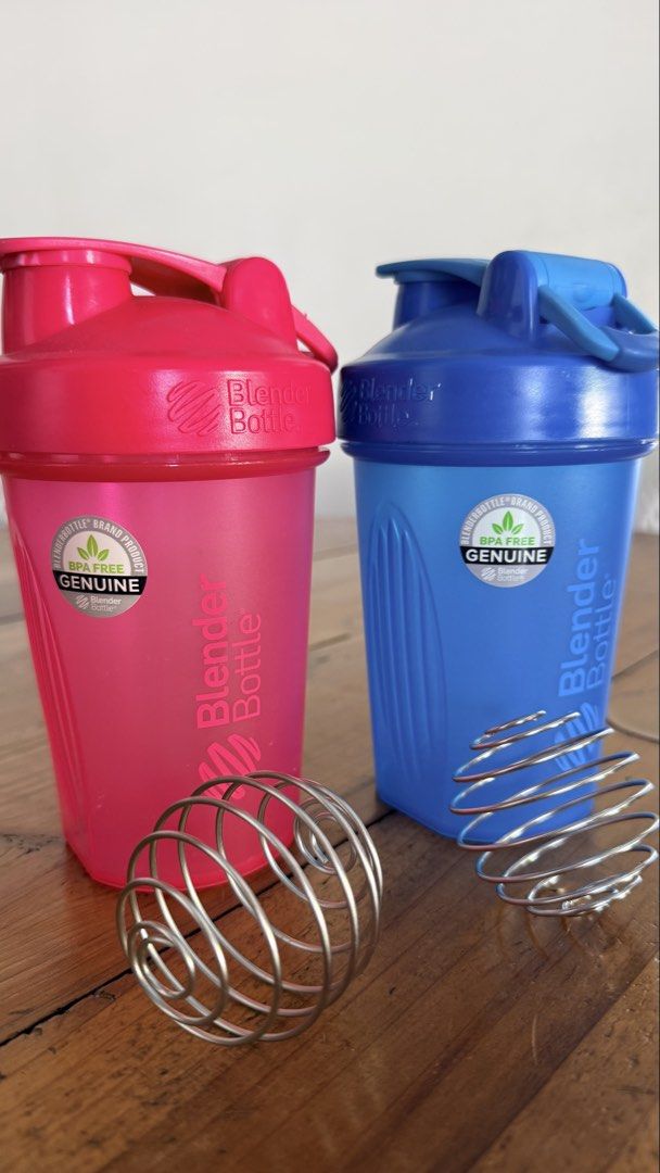 2 x BlenderBottle Shaker Bottles with Whisk Balls (Category: Water Bottles & Tumblers) located in Valenzuela. Submitted by dees.corner (Listing ID 1450546400, Image 2). Description: - Set of 2 BlenderBottles (1 Red, 1 Blue) - Includes metal whisk balls for smooth mixing - Perfect for protein shakes, smoothies, and other beverages - Made from BPA-free plastic - Great for the gym, office, or travel.