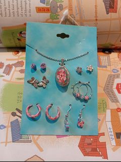 （分類：）位於 。 由 mizz.me 提交（商品編號 1450633885，圖片 1）。簡介： 。