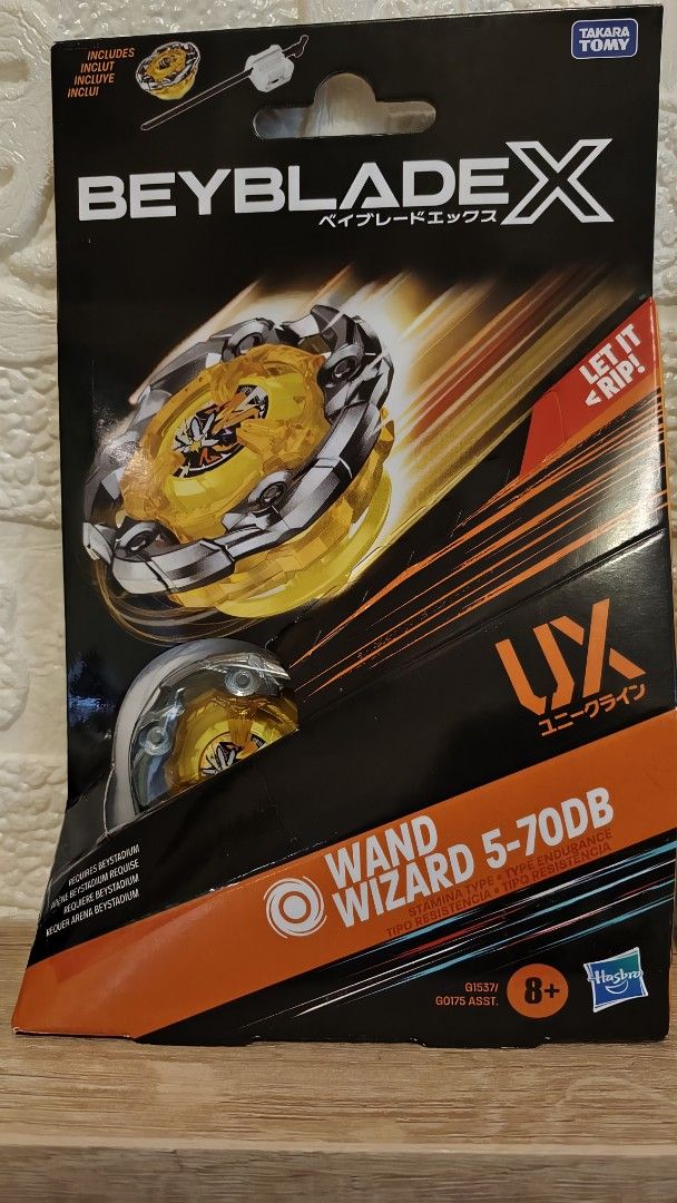 ［爆旋陀螺 - 現貨］ BeybladeX 神杖 5-70DB 蒼龍爆刃1-60A 美版 （分類：動作及對戰玩具）位於 Hong Kong。 由 c.goodie 提交（商品編號 1450609470，圖片 3）。簡介： 🟡BeybladeX UX神杖 Wand Wizard 5-70DB 。 全新美版，未開封 $250 🔵Beyblade X UX 蒼龍爆刃 Buster Dran 1-60A 。 全新美版，未開封 $200 買2個減$20。