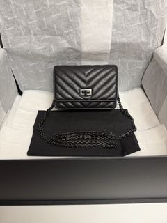 （分類：）位於 。 由 luxurybag_station 提交（商品編號 1450708205，圖片 1）。簡介： 。