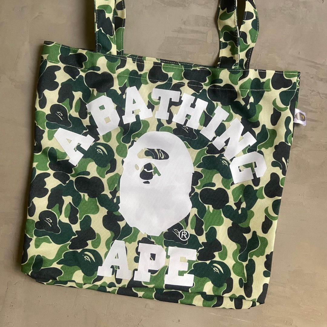 A Bathing Ape BAPE Camo Tote Bag (Category: Tote Bags) located in Pasig City. Submitted by precycled_ (Listing ID 1450612871, Image 3). Description: Code : A Bathing Ape BAPE Camo Tote Bag Condition : Brandnew Price : 699 php Issue : None . . . ‼️BUY AT YOUR OWN RISK ❗Payment First Basis 📌Be 100% SURE before submitting the form 📌1 DAY Reservation ONLY! ❌No Pick-up / No Meet up ❌No RETURN / EXCHANGE ❌No RUSH ❌No CANCELLATIONS ❌Don't BUY our prod