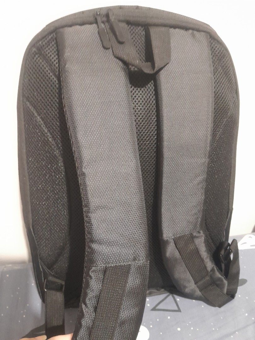 ACER laptop bag Backpack (Category: Laptop Bags & Sleeves) located in Quezon City. Submitted by warmturtle.ba931b (Listing ID 1450662640, Image 3). Description: Acer Laptop Backpack / Laptop Bag ✅ Authentic Acer laptop backpack ✅ Brand new, never used ✅ Clean interior and exterior ✅ Color: Black ✅ Padded laptop compartment for added protection ✅ Fits 13" to 15" laptops ✅ Spacious main compartment for charger, mouse, documents, notebooks, and othe