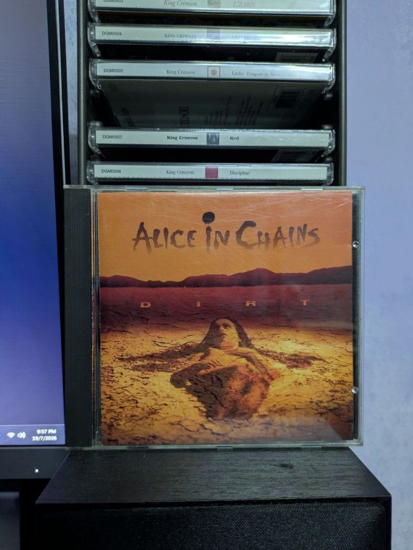 Alice in Chains - Dirt CD (Category: CDs & DVDs) located in Klang. Submitted by aizizia (Listing ID 1450683818, Image 2). Description: - Alice in Chains Dirt CD Harga tak termasuk pos.