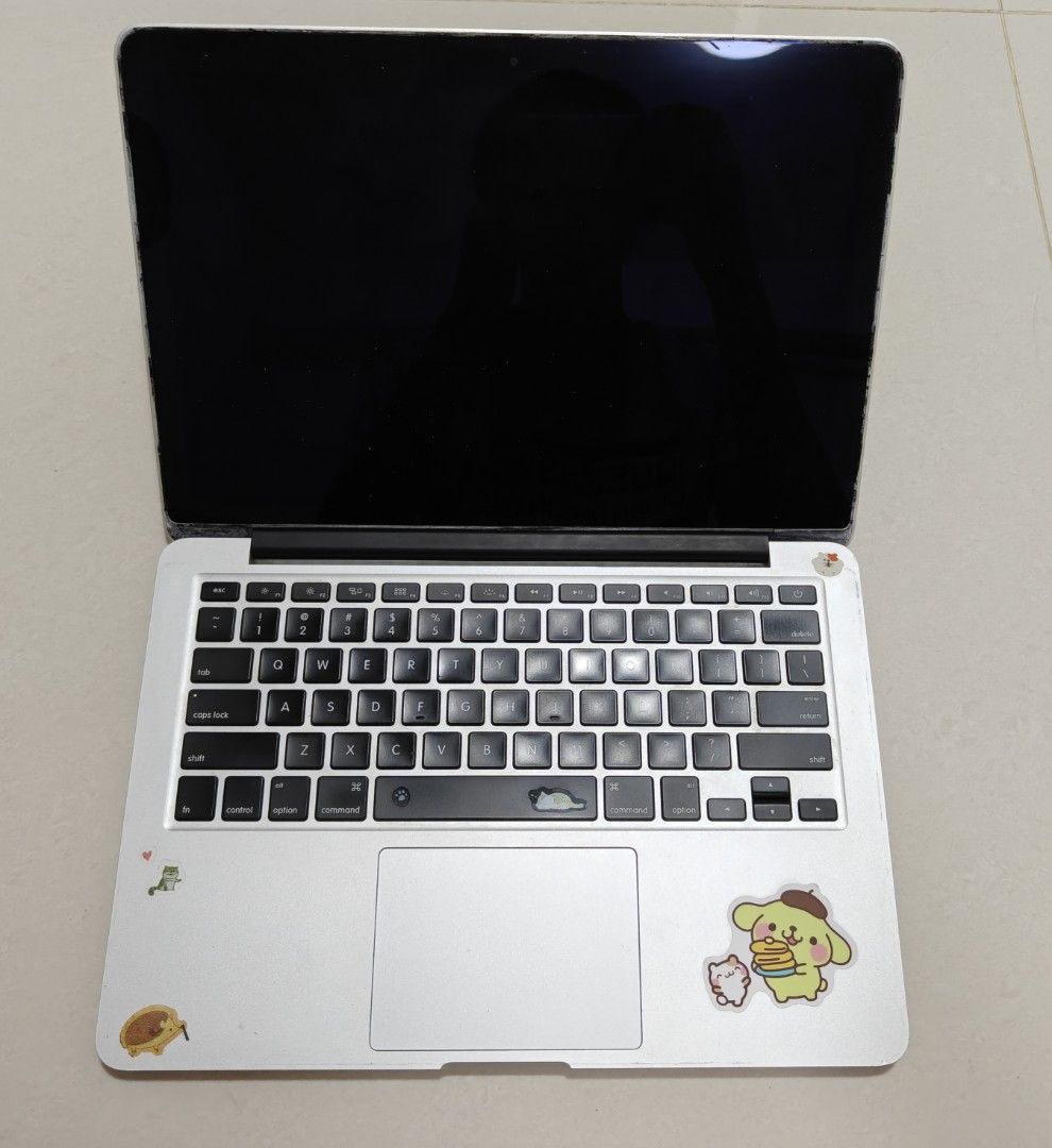 Apple MacBook Pro 13-inch513941457181747201