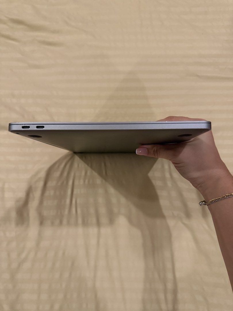 Apple MacBook Pro 2017 13-Inch Model A1708 (Category: Laptops & Notebooks) located in Manila. Submitted by heleensym (Listing ID 1450585769, Image 3). Description: - Macbook Pro 2017, 13 inch - Works well, has minor scratches in the side - Has a line on the screen and battery is recommended for service, but other than that it works fine :) - No charger & no box - Negotiable .