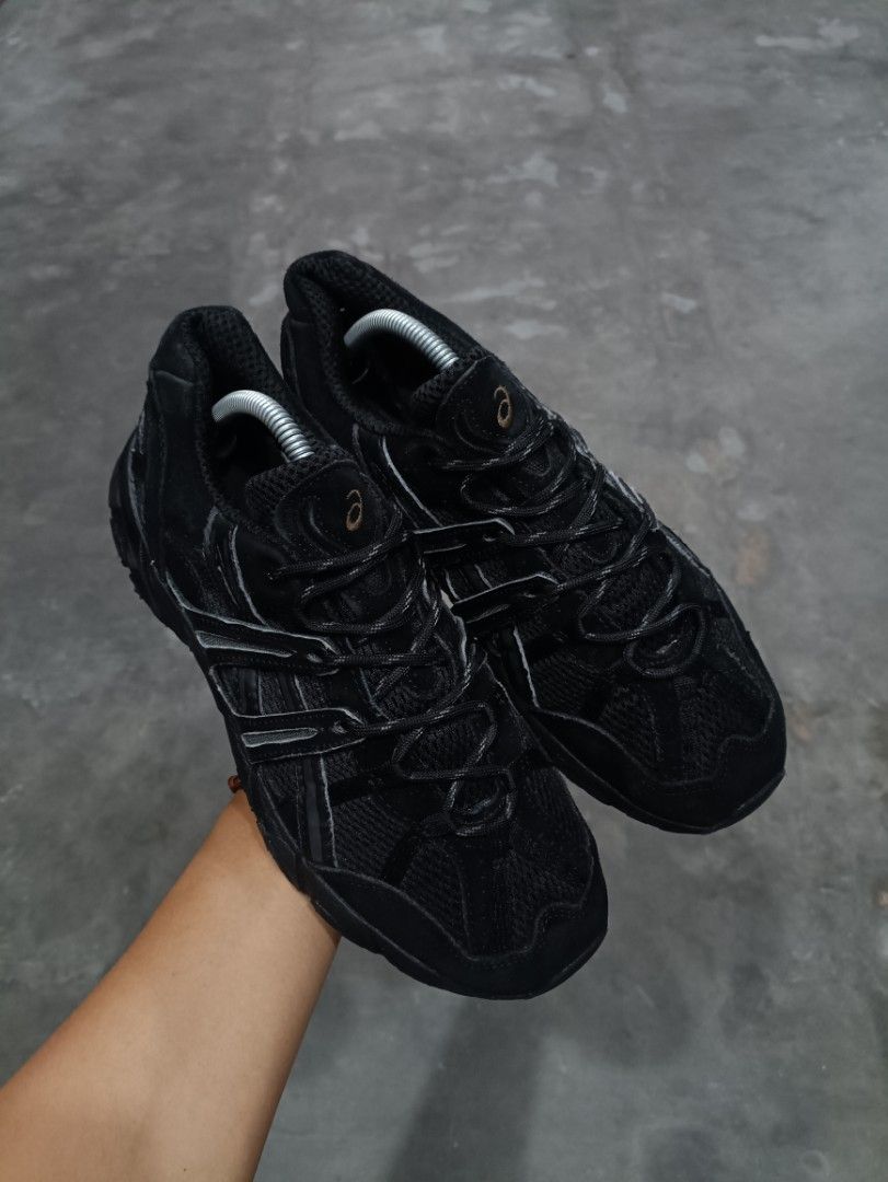 Asics Gel - Sonoma 15-50 Triple Black (Kategori: Sneakers) berada di Bantul. Dikirim oleh oricutesupply (ID iklan 1450539753, Gambar 2). Deskripsi: •Size : 43.5 •Cm : 27.5 •Kondisi : Used / Good Condition Order? langsung ke •Wa : 0858-6655-3155 •lg : @Oricutesupply •Detail sudah tertera, teliti sebelum membeli •NO RETURN NO REFUND.