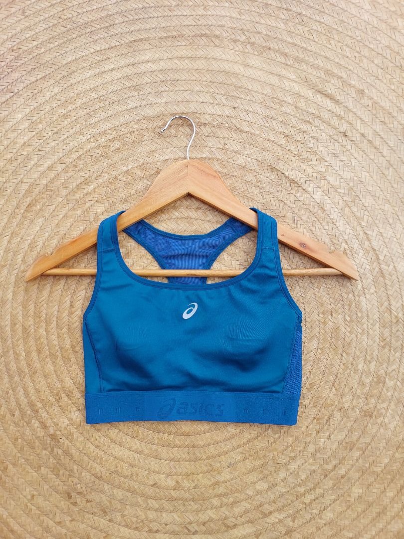 ASICS SPORTS BRA (Category: Activewear) located in Baguio. Submitted by kayleeco21 (Listing ID 1450666610, Image 2). Description: LIKENEW NO CRACK LOGO BUILT IN PADS SMALL ON TAG.