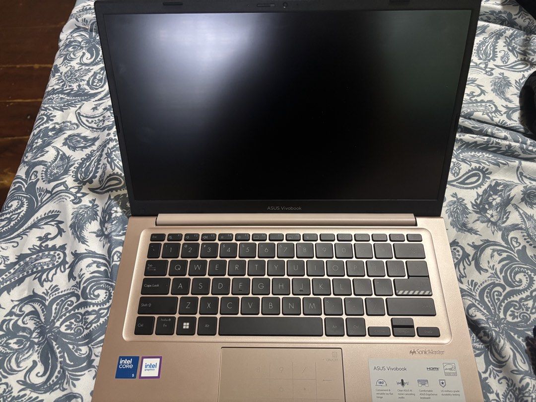 Asus (Category: Laptops & Notebooks) located in Iloilo. Submitted by sg0313 (Listing ID 1450732820, Image 3). Description: - Asus Vivobook Laptop - Color: Terra Cotta ( Rosegold in blush hue) - Display: 14-inch FHD - Processor: Intel Core i5-120U - Memory: 16GB RAM - Storage: 512GB SSD - Only activated in April 2026. Thought would proceed becoming VA but realized I’m still good at my current job. Purchased in ITech P47k. Last price posted as neve