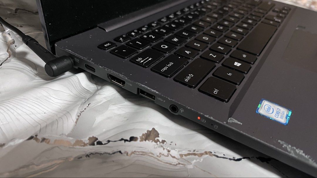 ASUS ExpertBook Laptop - Intel Core i7( NEGO CAN)