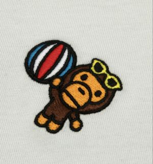 (Category: ) located in . Submitted by thehypewear.co (Listing ID 1450675518, Image 1). Description: .