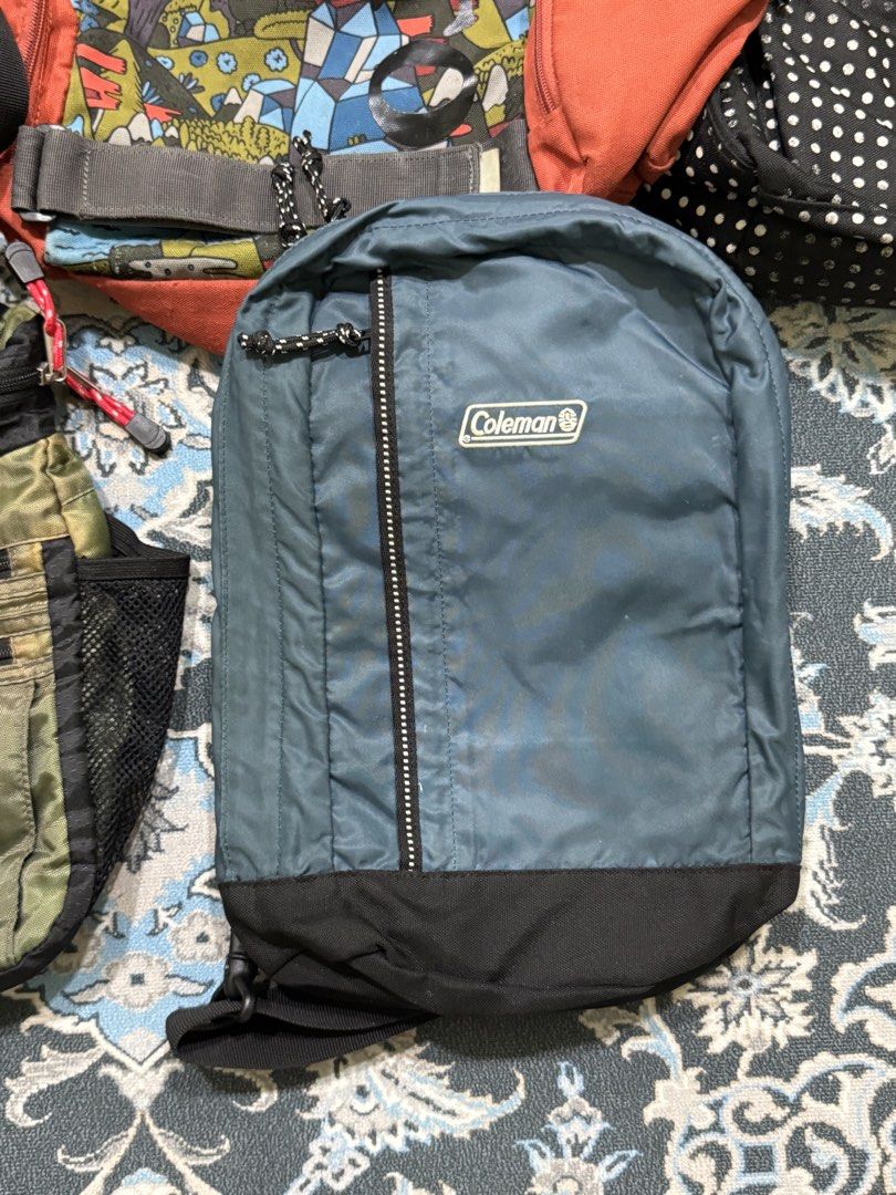 Backpack (Category: Backpacks) located in Rawang. Submitted by t.colorsbundle (Listing ID 1450687351, Image 3). Description: Combo Backpack Condition cemerlang Bebas koyak Bebas koyak Mix brand Berminat rojer.