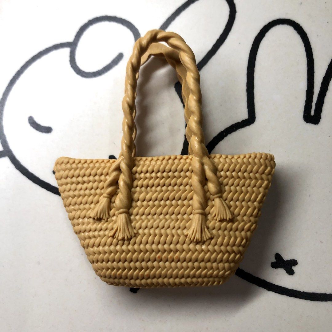BARBIE DOLL STRAW BAG BEACH BAG (Category: Beach Bags) located in Quezon City. Submitted by kitsune.treasures (Listing ID 1450548820, Image 1). Description: *First to pay policy! *1 day reservation only. Failure to pay on time, auto cancel. 📍Quezon City * MOD: J&T | Lalamove * MOP: GCASH | BPI 📦ON HAND AND READY TO SHIP! CONDITION: WHAT YOU SEE IS WHAT YOU GET. Dimensions: Kindly check the photos for the actual measurements. Please check all th