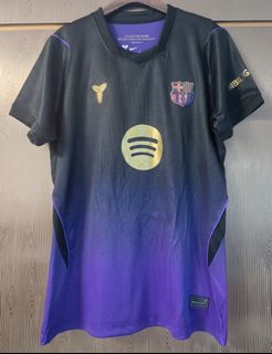 (Category: ) located in . Submitted by calcio_sport_jersey (Listing ID 1450683764, Image 1). Description: .
