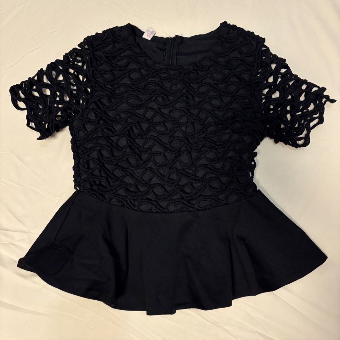 Black Peplum Top with Lace Sleeves (Category: Blouses) located in Santiago. Submitted by archive.drippp (Listing ID 1450719154, Image 1). Description: - Elegant black peplum top - Short sleeves with unique wavy lace detail - Convenient back zipper closure - Thick fabric .
