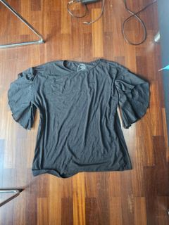 (Category: ) located in . Submitted by liebe (Listing ID 1450541992, Image 1). Description: .