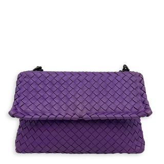 (Category: ) located in . Submitted by carousellluxury (Listing ID 1427878759, Image 1). Description: .