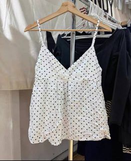 (Category: ) located in . Submitted by preloveedclothes (Listing ID 1450676773, Image 1). Description: .