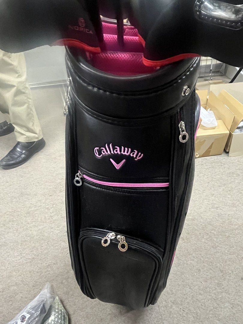 Callaway Golf Bag for Ladies (Category: Golf) located in Quezon City. Submitted by irresistiblebam (Listing ID 1450628674, Image 1). Description: Please check the photos. Smooth except for the lower and side pockets..