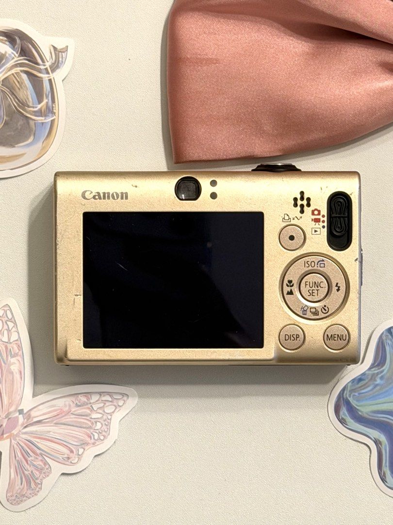 Canon IXUS80 (Category: Cameras) located in Kuala Lumpur. Submitted by gcccdstore (Listing ID 1450618002, Image 2). Description: ˙✧˖° ˙✧˖°📷 ༘ ⋆｡˚ Canon IXUS 80🎞️ 📜Body Condition:8/10 ✨Charger, Battery, Memory Card,Card Reader (Fullset) 💬Small dust zoom maximum not obvious in outcome.