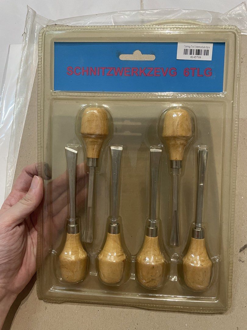 Carving tools (Category: Home Improvement Tools & Accessories) located in Johor Bahru. Submitted by yuu050 (Listing ID 1450600921, Image 2). Description: Never use and open because I bought wrong size.