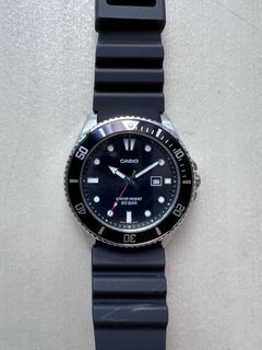 (Category: ) located in . Submitted by bens.shop (Listing ID 1450539685, Image 1). Description: .