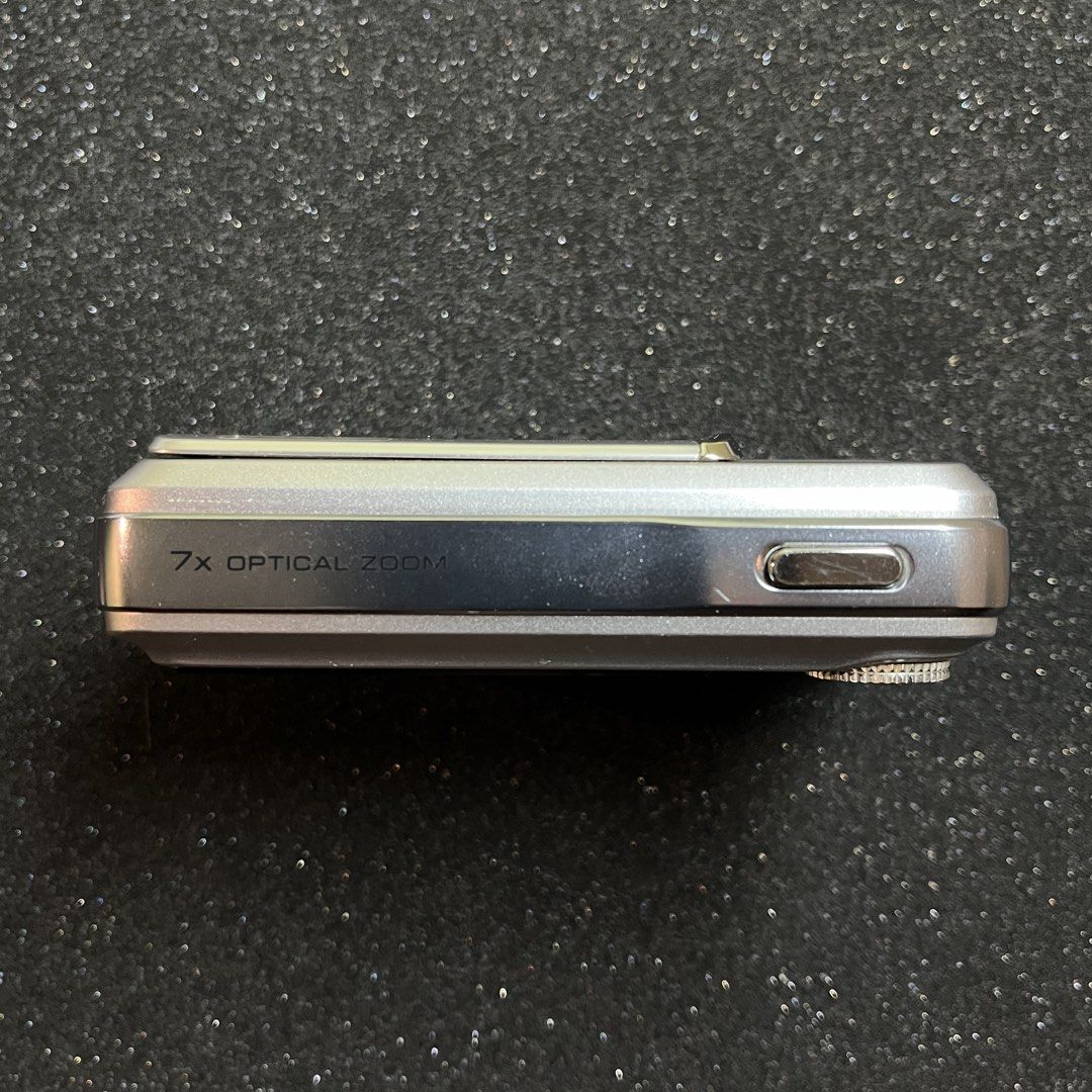 CASIO EXILIM EX-V8 (Category: Cameras) located in Cavite. Submitted by niel.dclttrs (Listing ID 1450714331, Image 3). Description: NOTE: PLS REFER TO GOOGLE, YT REVIEWS OR FLICKR FOR SAMPLE PHOTOS. THANK YOU! 🙏 6k FIXED INCLUDES: SD CARD, BATTERY, CHARGING DOCK, CABLE CAVITE MEETUPS ONLY: IMUS LUMINA OR DASMA BAYAN.